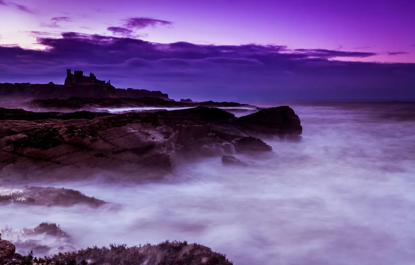Фото обои море, небо, тучи, замок, скалы, руины, сумерки, Scotland