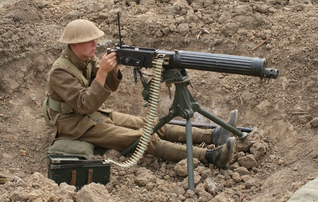 Фото обои оружие, солдат, мужчина, пулемёт