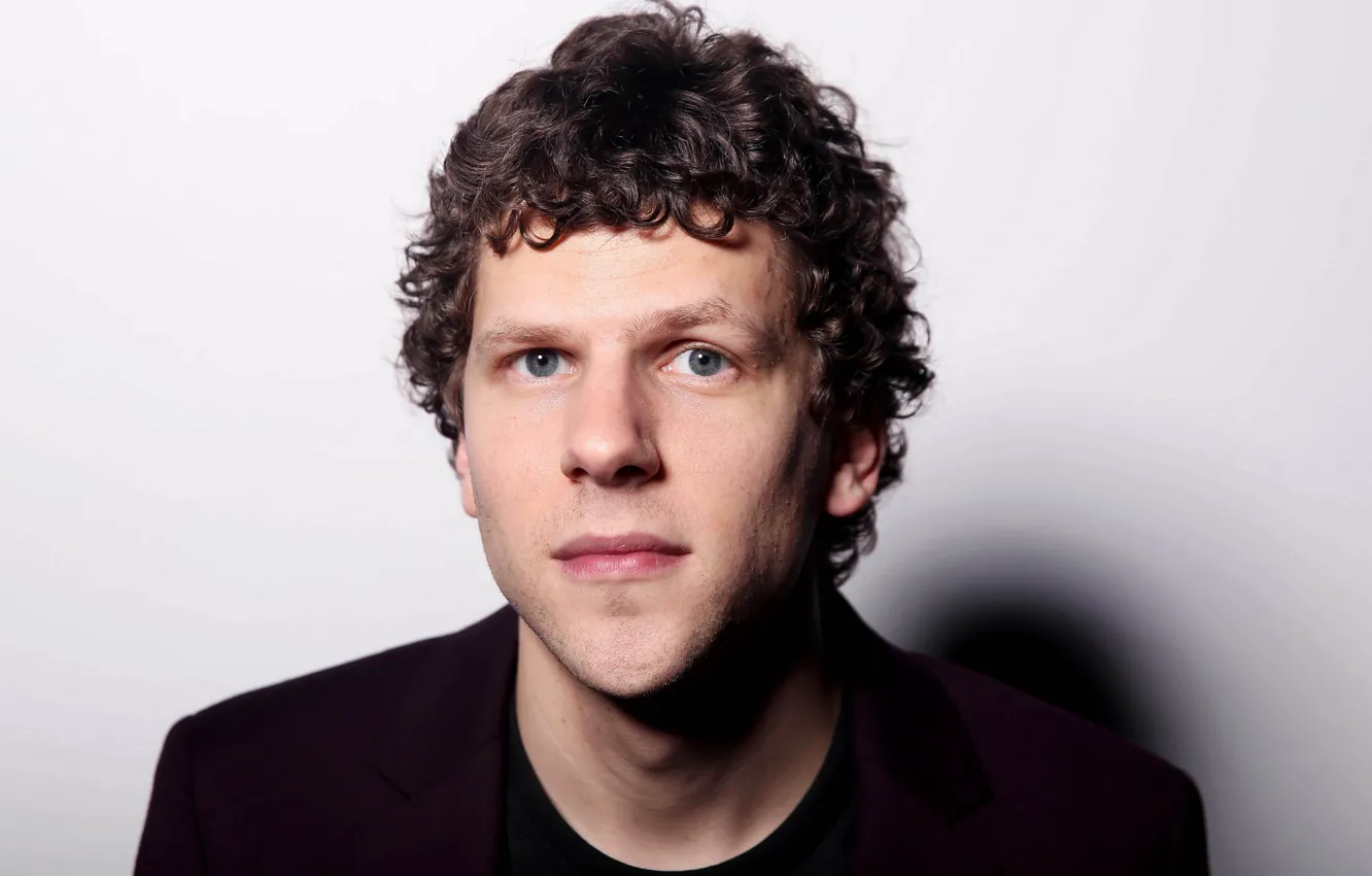 Фото обои взгляд, поза, портрет, актер, Jesse Eisenberg, Джесси Айзенберг