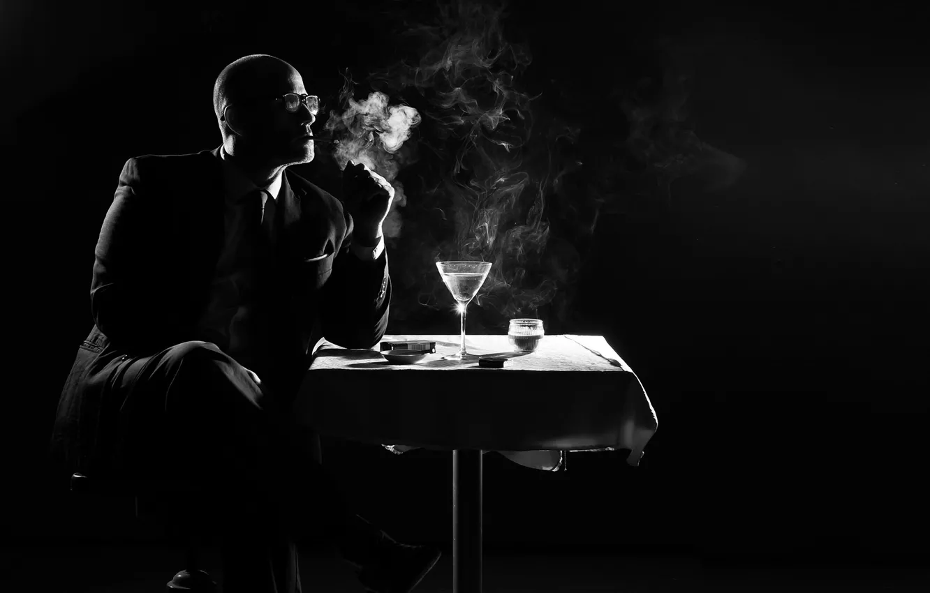 Фото обои дым, человек, сигарета