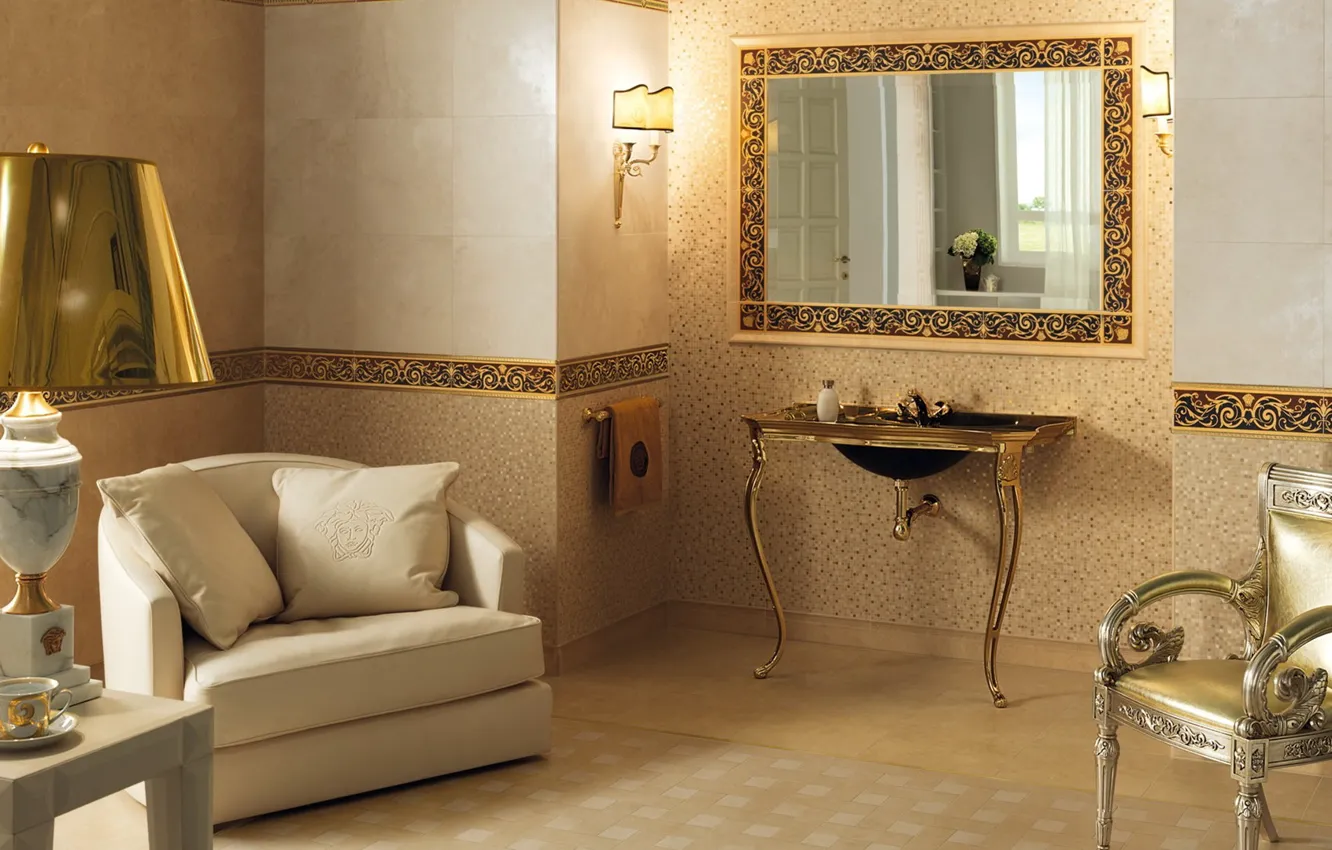 Фото обои золото, лампа, интерьер, логотип, зеркало, кресла, бренд, ванная комната