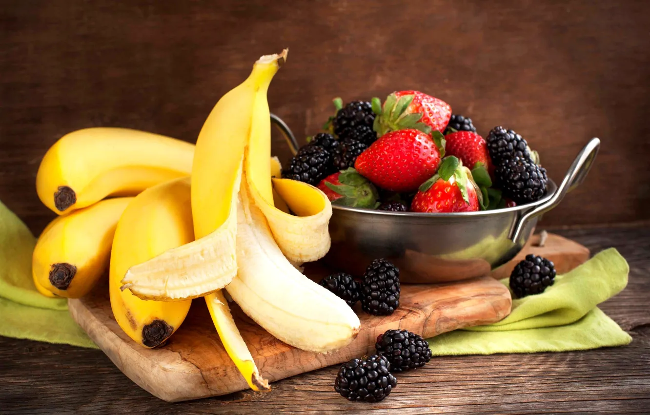 Фото обои ягоды, клубника, бананы, посуда, фрукты, ежевика