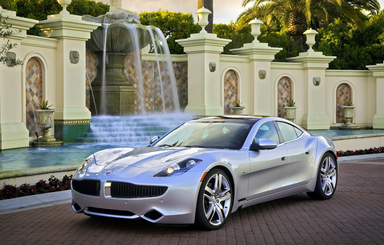 Фото обои вода, пальма, фонтан, автомобиль, Fisker Karma, Ever