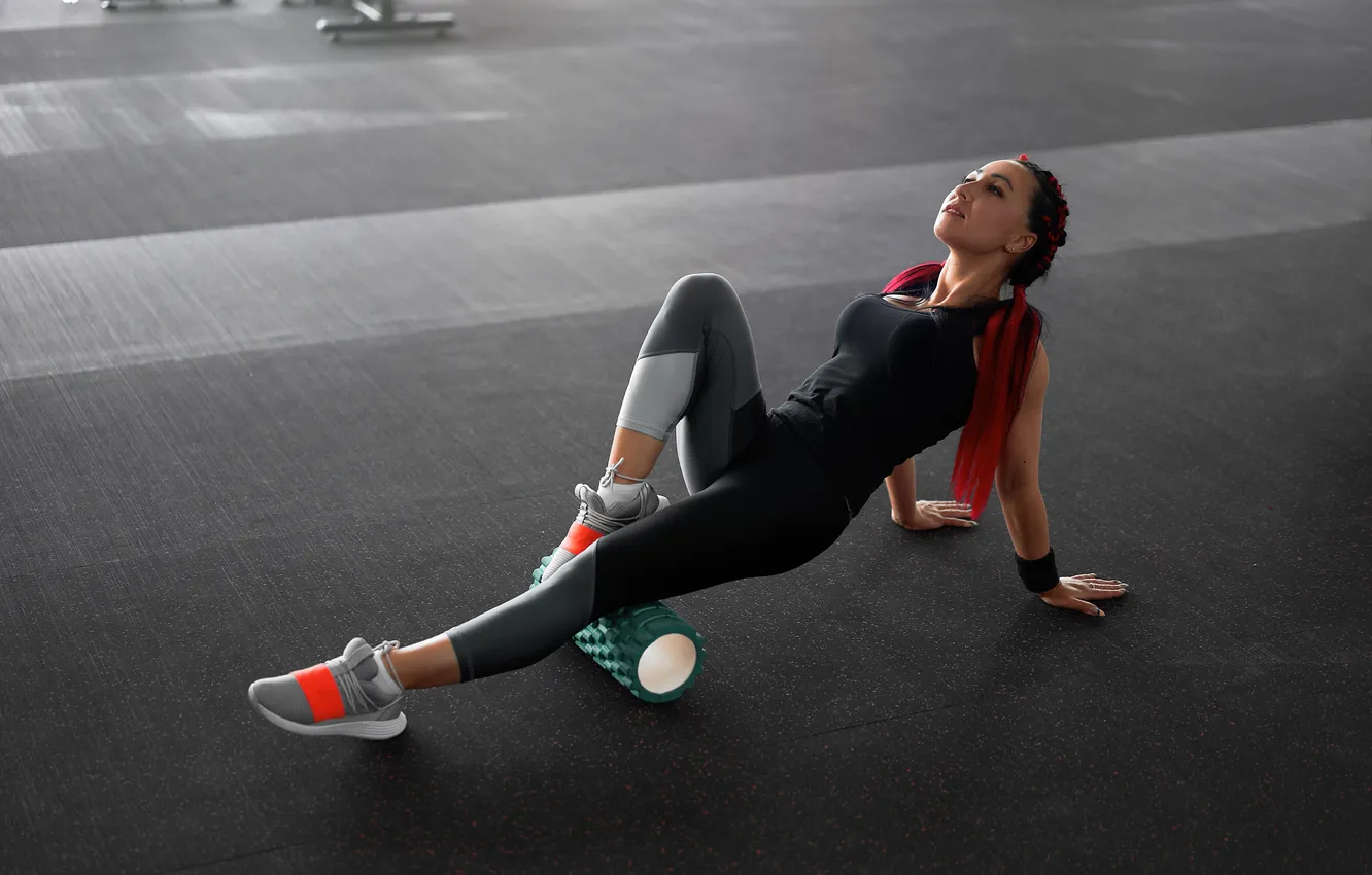 Фото обои gym, leggings, buttock, woman fitness, activewear, woman exercises, woman streching, woman workout