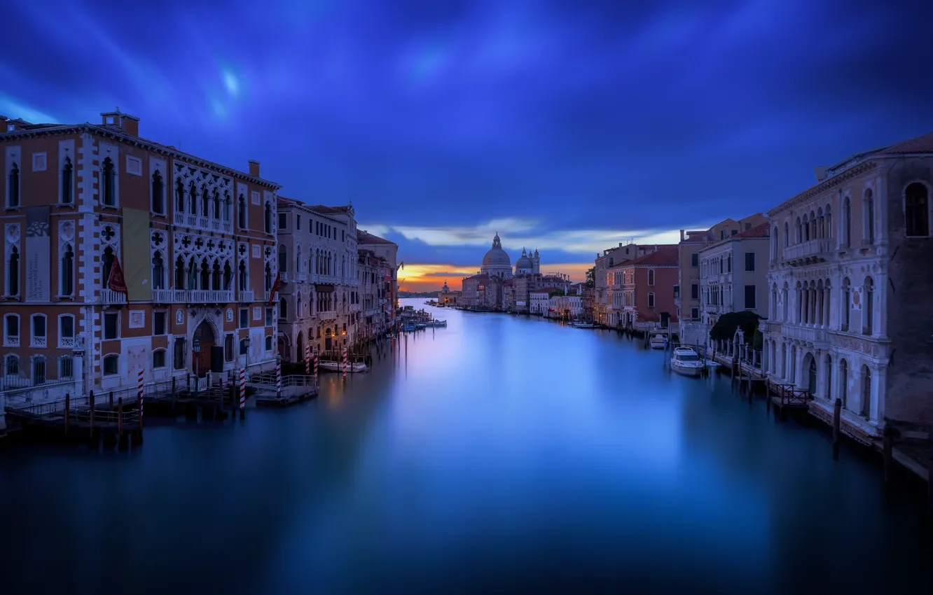 Фото обои небо, облака, спокойствие, Венеция, канал, photographer, вечереет, Guerel Sahin