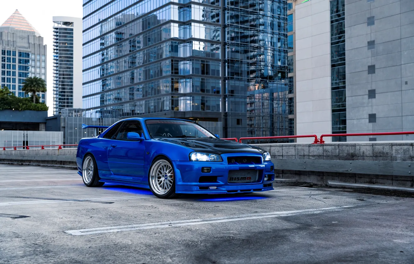 Nissan Skyline r34 РЅРµРѕРЅ