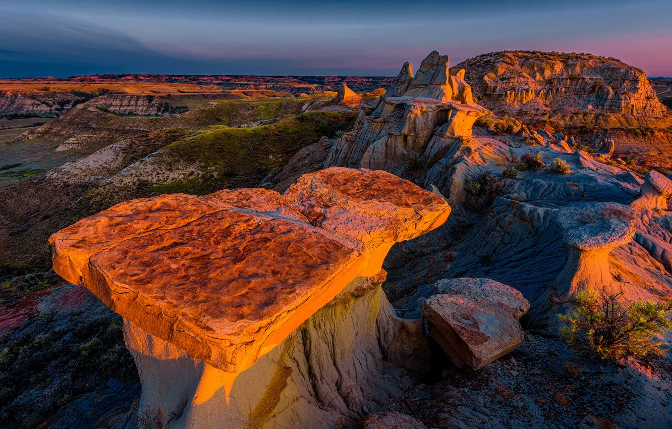 Фото обои закат, камни, скалы, каньон, США, Theodore Roosevelt National Park