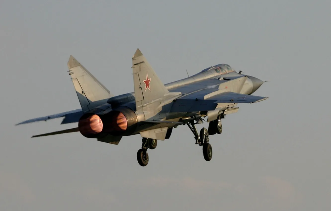Фото обои всепогодный, ВВС России, Foxhound, МиГ-31, сверхзвуковой, ОКБ МиГ, истребитель-перехватчик дальнего радиуса действия