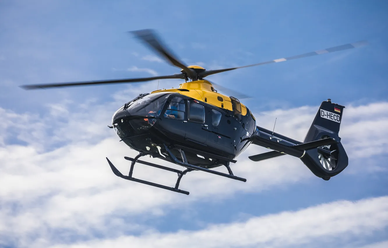 Фото обои небо, облака, полет, вертолёт, sky, flight, clouds, Helicopter