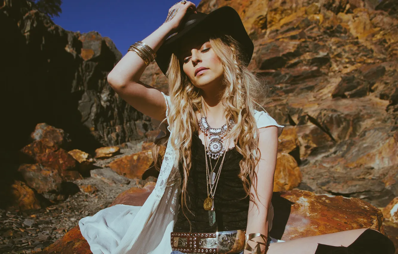 Фото обои long hair, hat, women, blonde, decoration, cowboy
