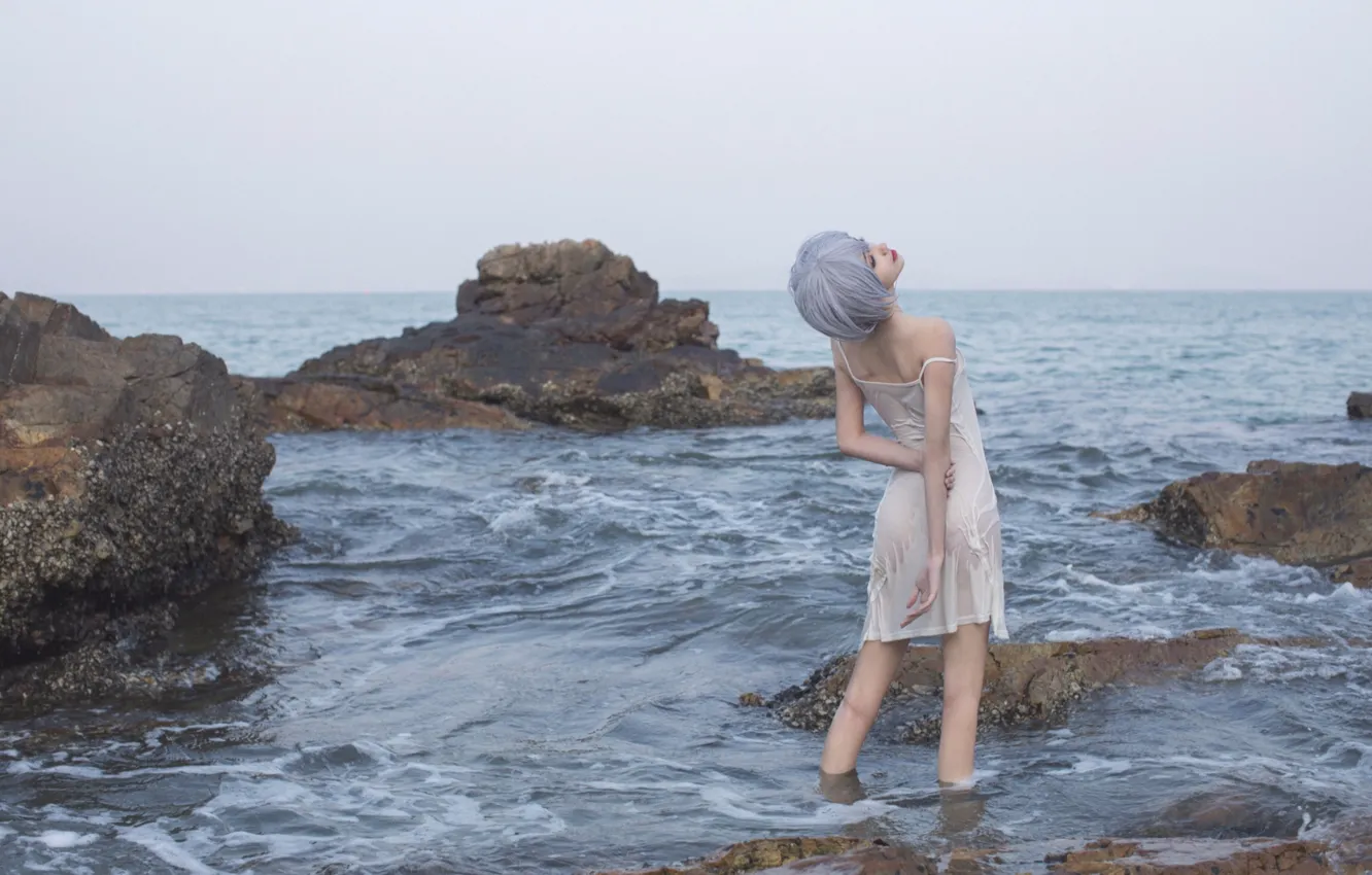 Фото обои Rock, Beautiful, Asian, Model, Water, Woman, Ocean, Sea