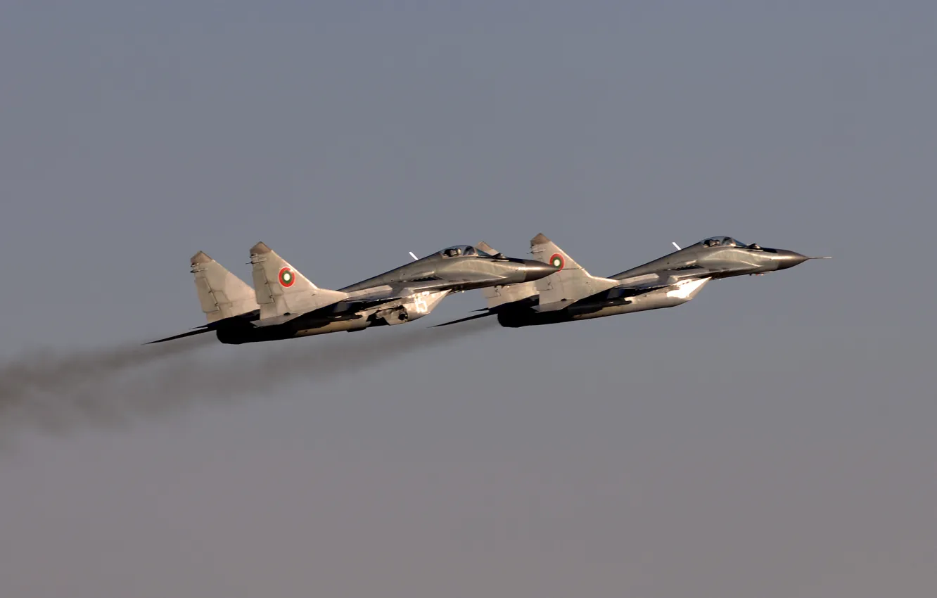 Фото обои небо, истребитель, полёт, МиГ-29