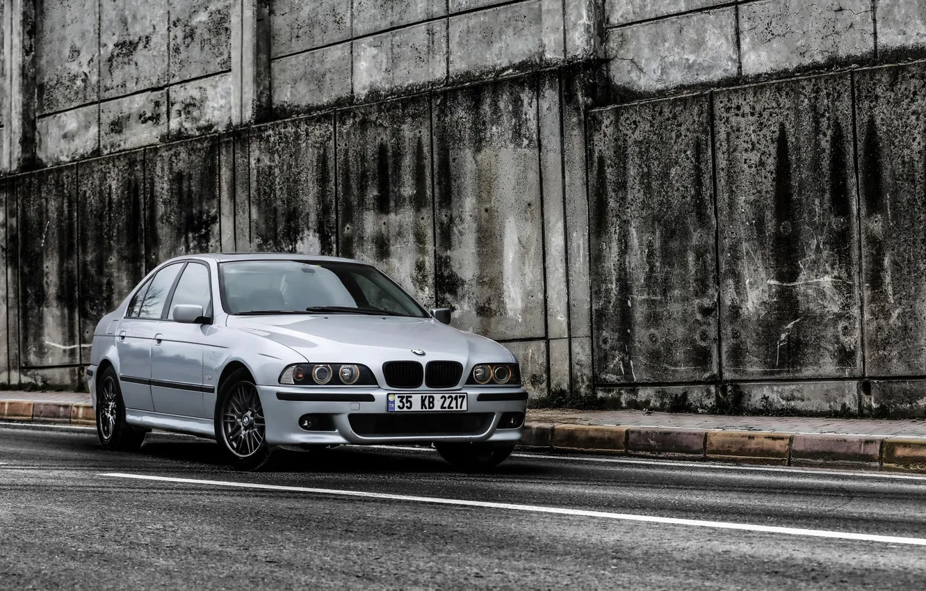 Фото обои BMW, silver, серебристая, E39, 528i