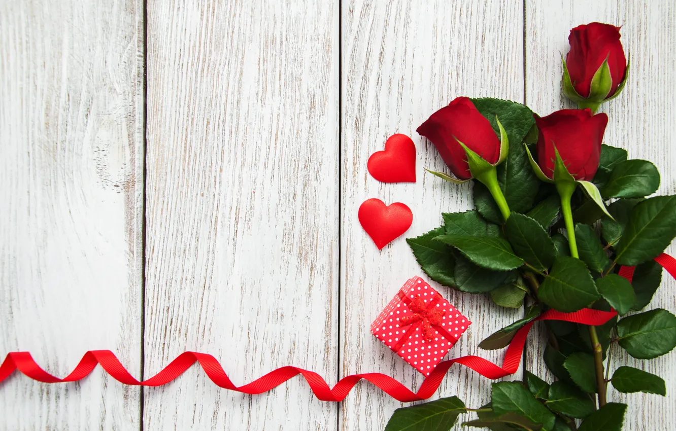 Фото обои розы, red, love, бутоны, heart, flowers, romantic, gift