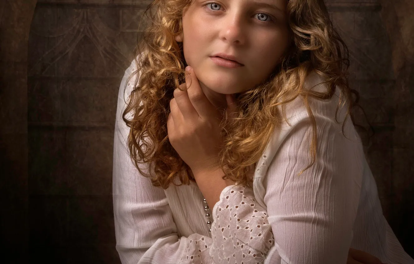 Фото обои portrait, Eddie Leach, girl at a window