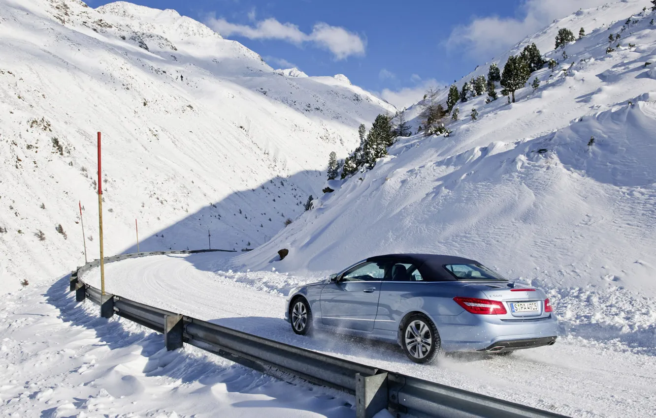 Фото обои зима, дорога, горы, Mercedes Benz, E cabrio