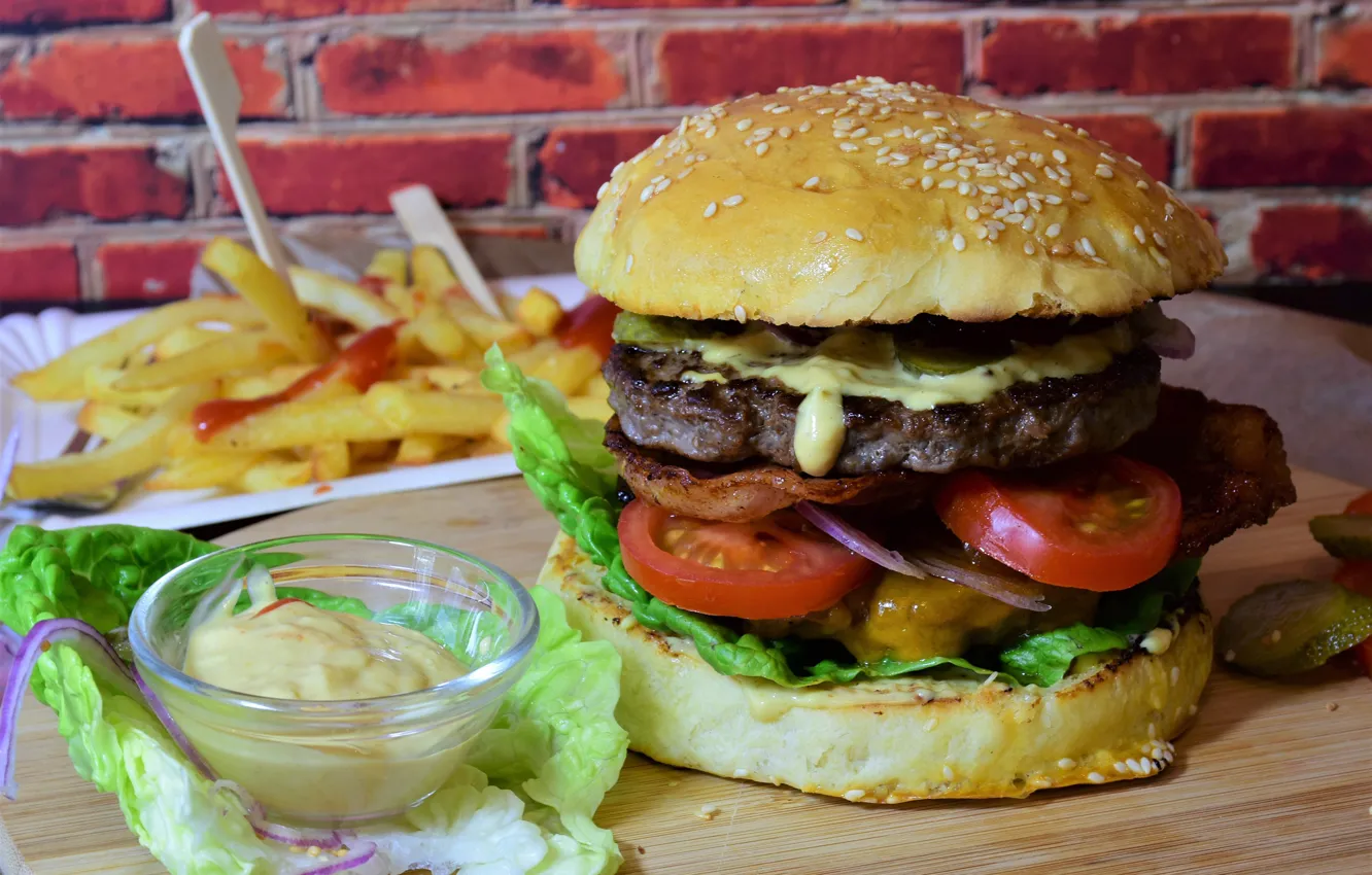 Фото обои hamburger, meat, french, salad, burger, fries