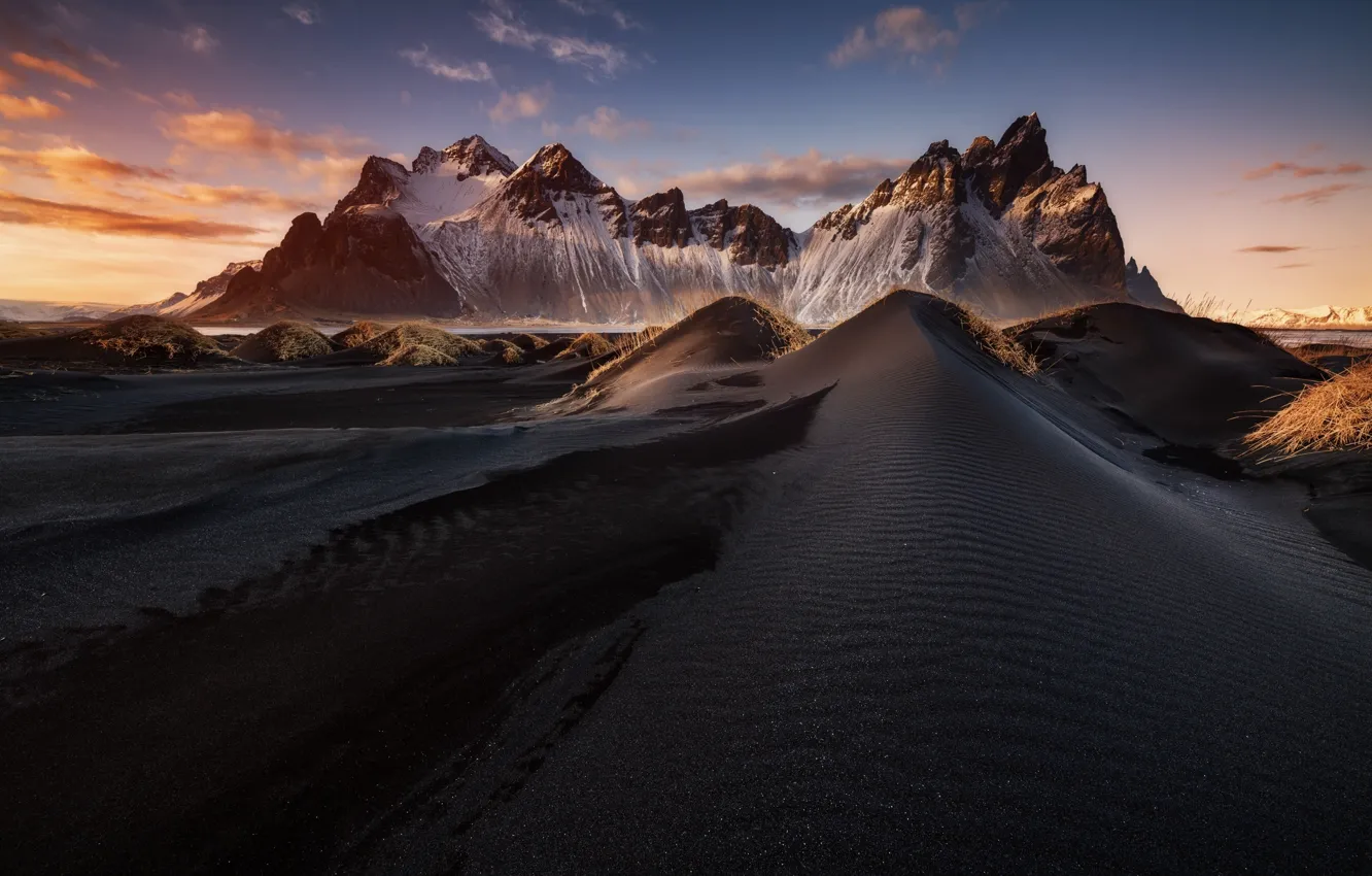 Фото обои песок, пляж, небо, облака, горы, Исландия