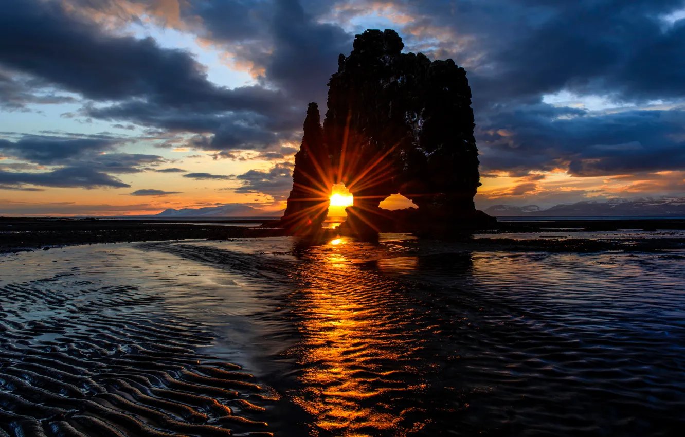 Фото обои море, солнце, закат, скала