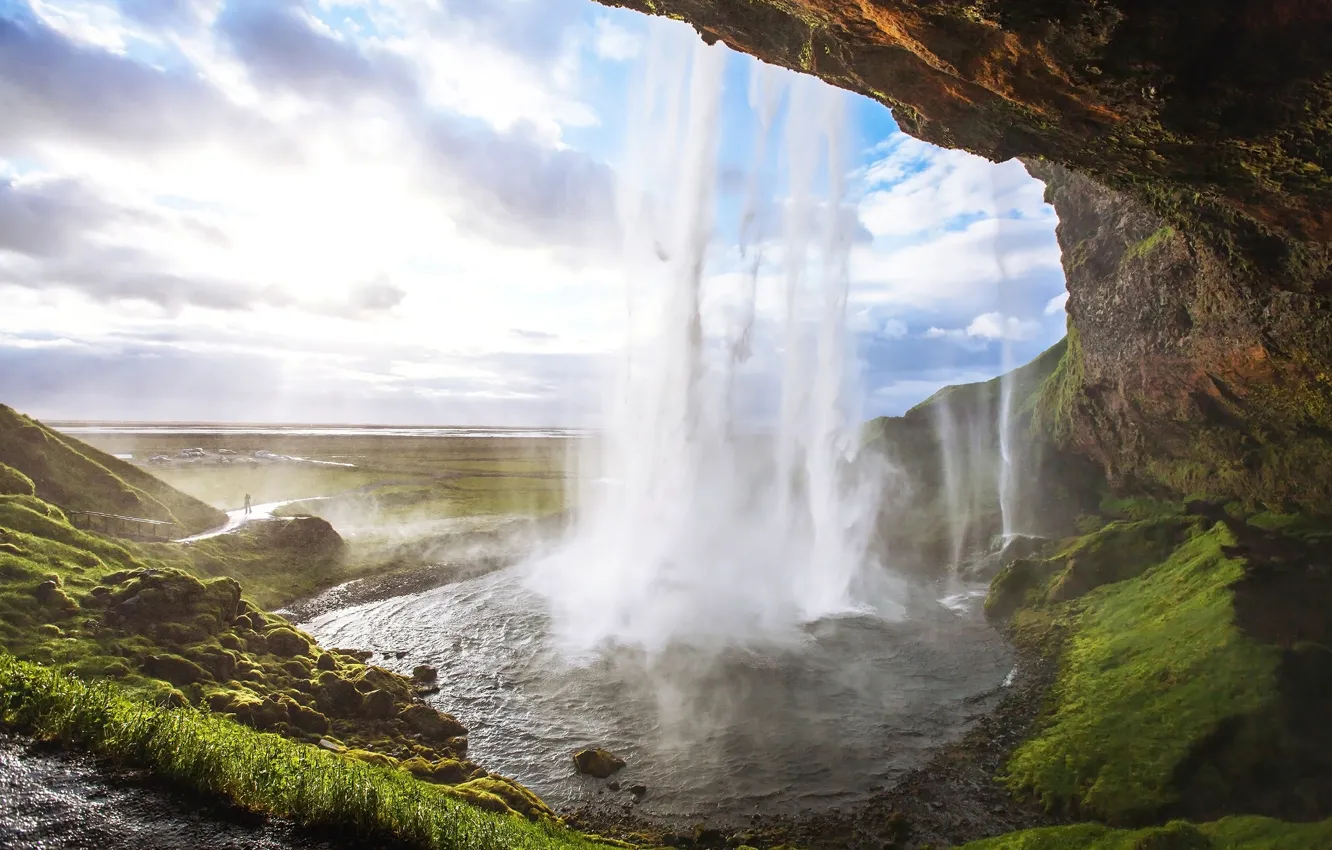 Фото обои зелень, трава, скала, камни, водопад, мох, Исландия, Seljalandsfoss