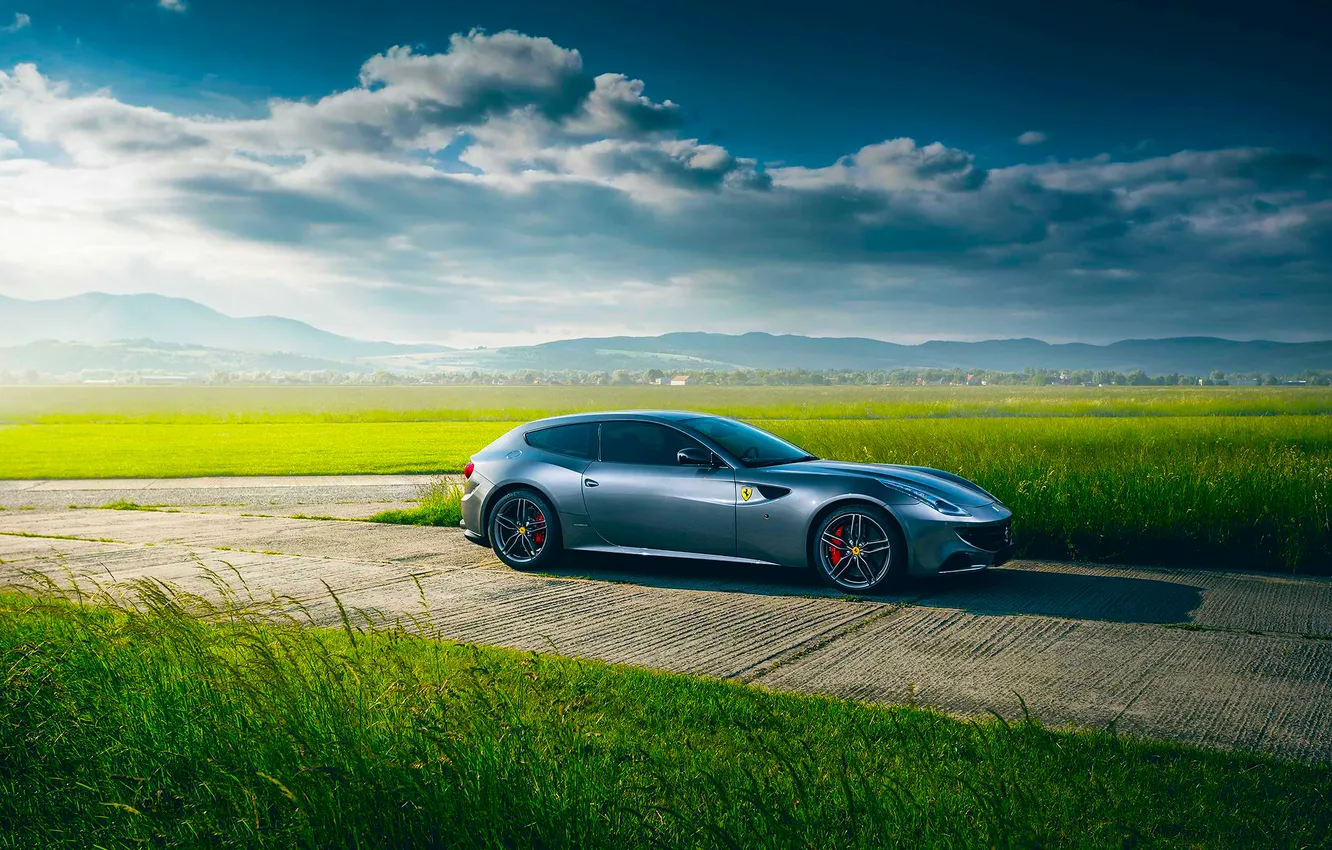 Фото обои Ferrari, Nature, Clouds, Sky, Grass, Green, Front, Sun