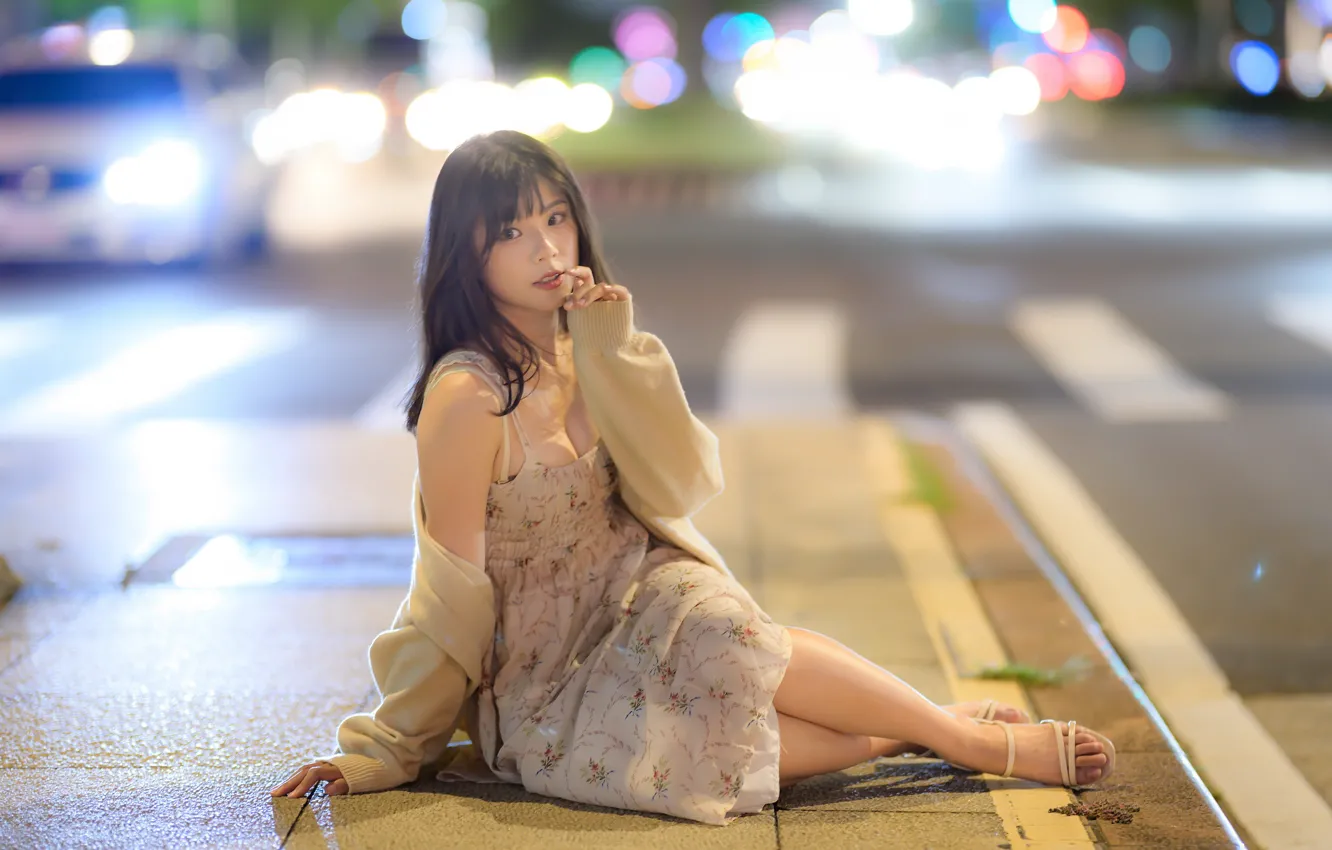Фото обои девушка, улица, азиатка