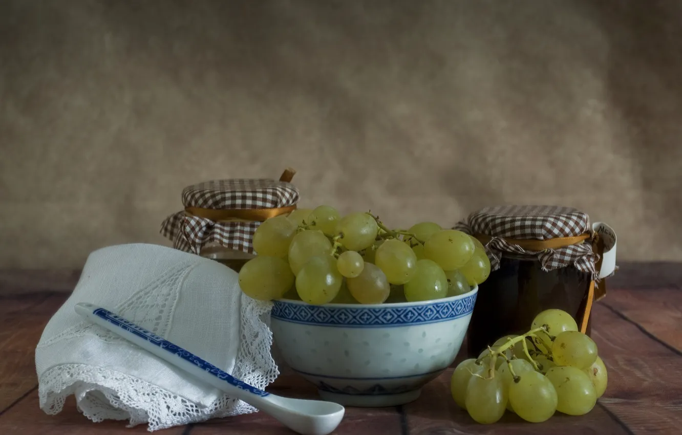 Фото обои виноград, ложка, салфетка