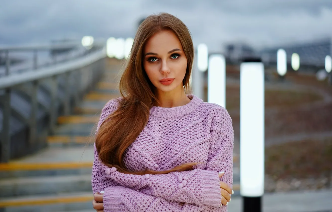 Фото обои girl, beautiful, sweet, long-haired, sweater