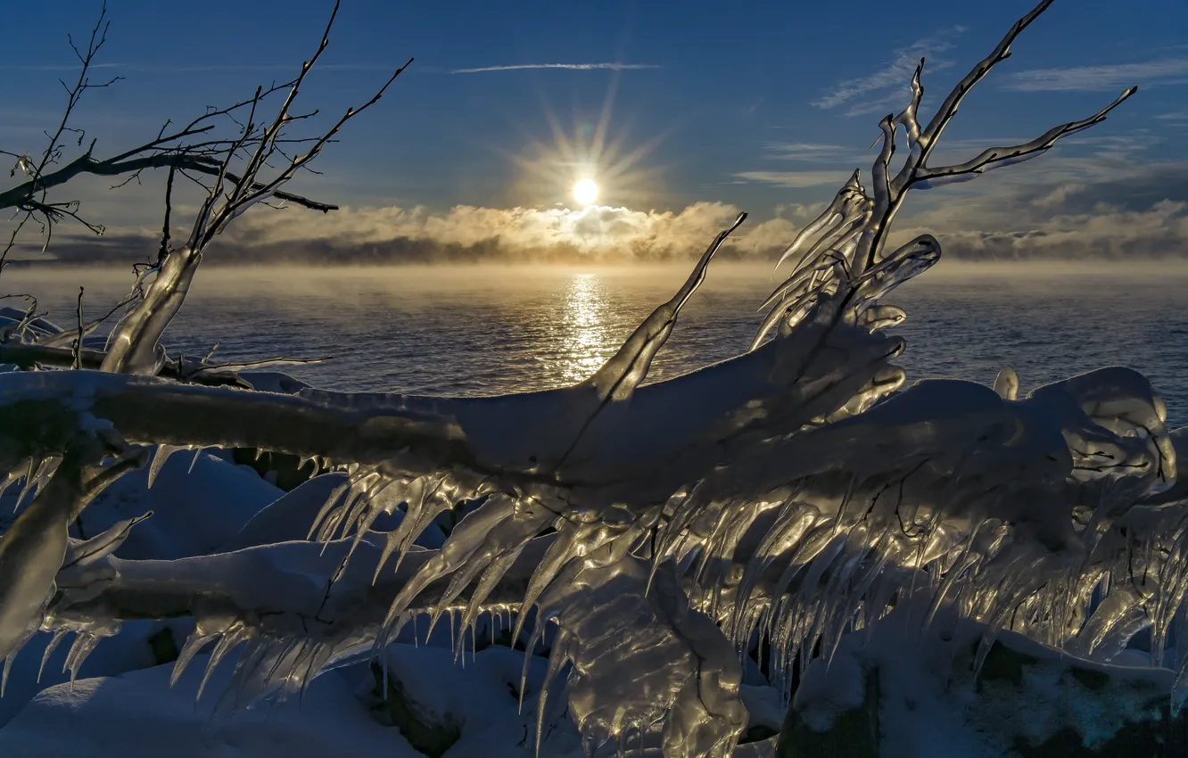 Фото обои зима, небо, солнце, льдинки