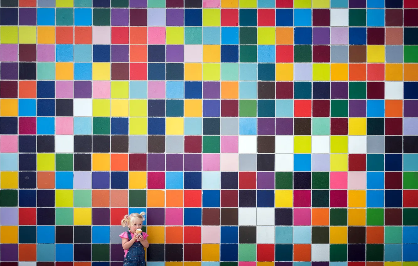 Фото обои стена, цвет, девочка