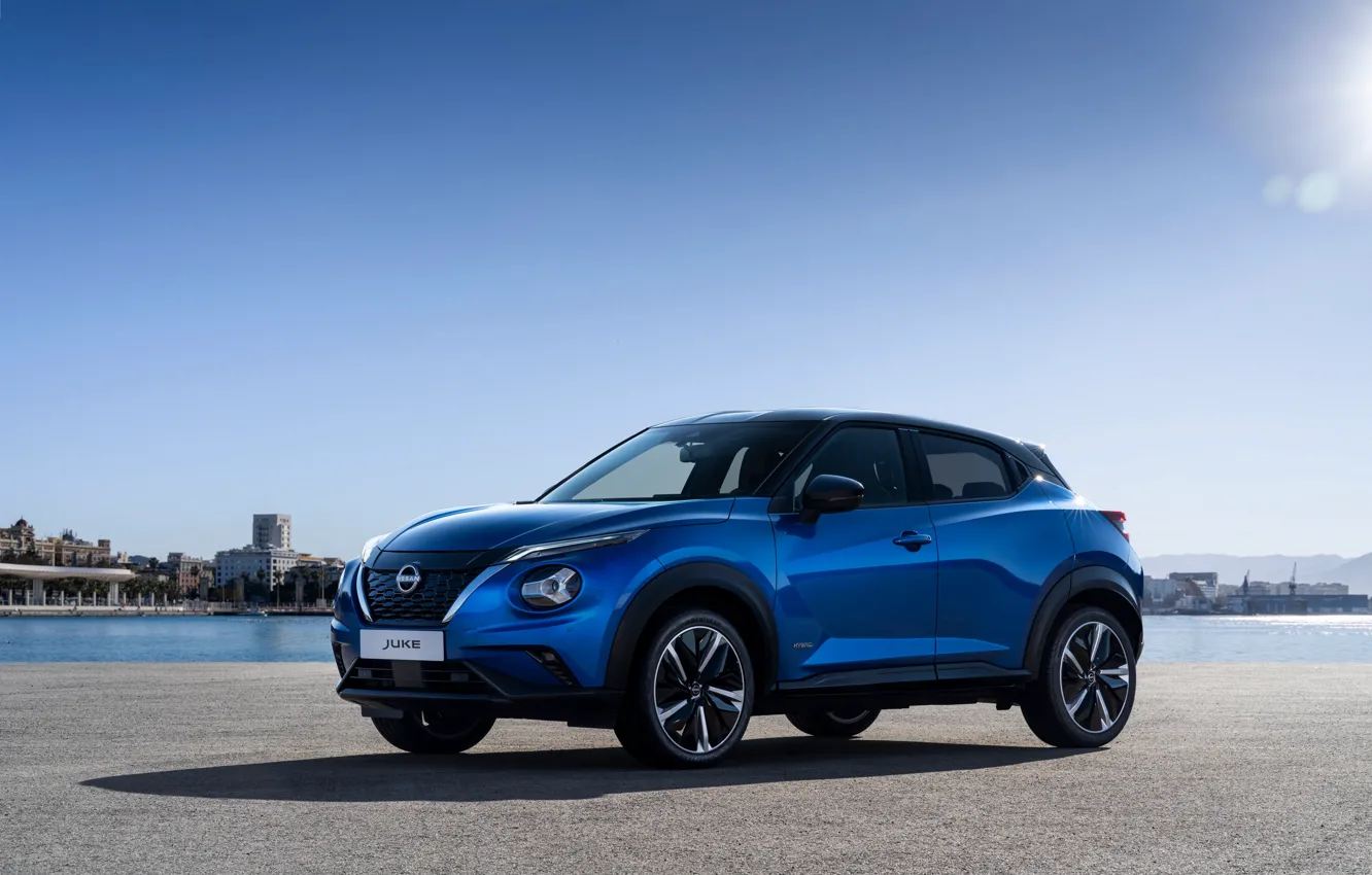 Фото обои солнце, синий, канал, Nissan, кроссовер, Juke Hybrid