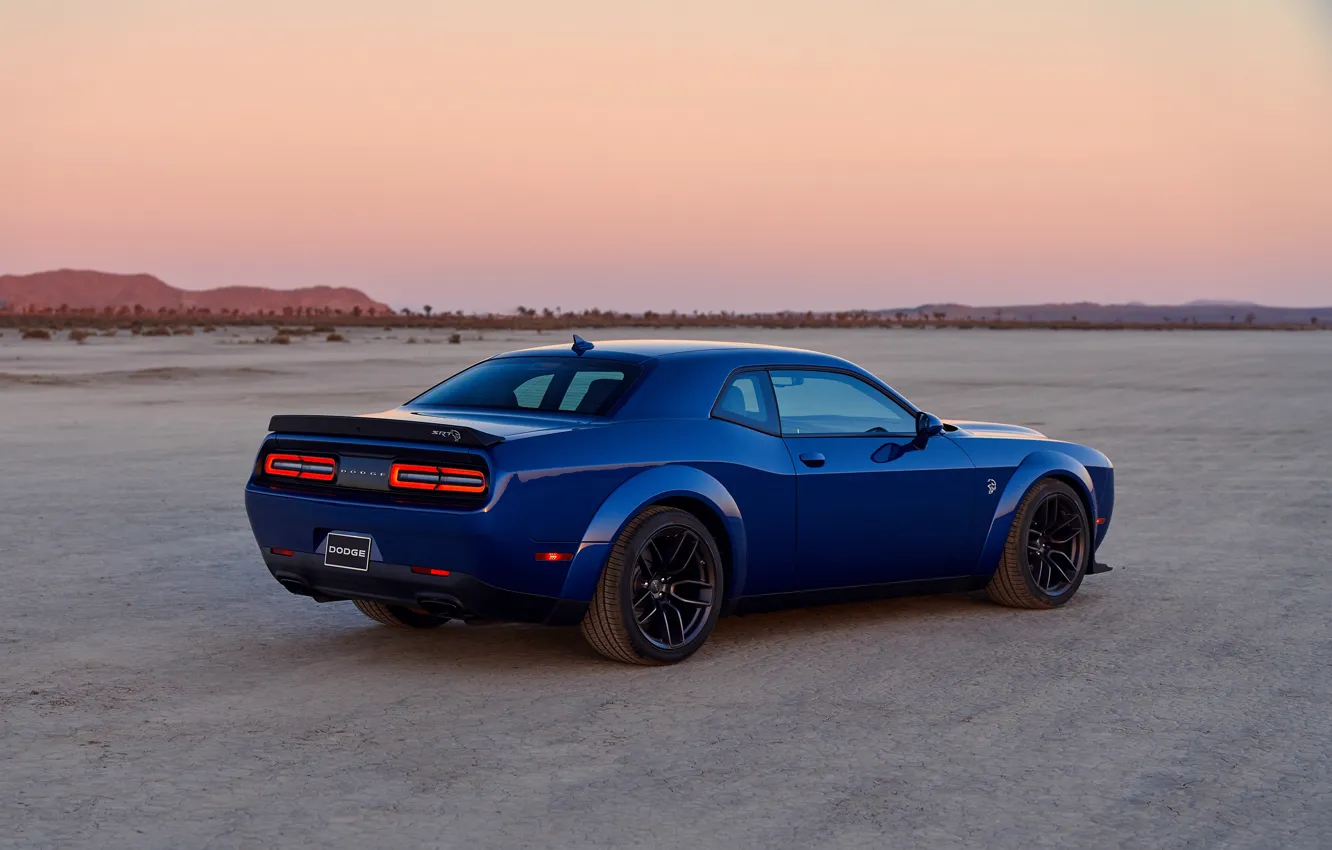 Dodge Challenger Hellcat Widebody