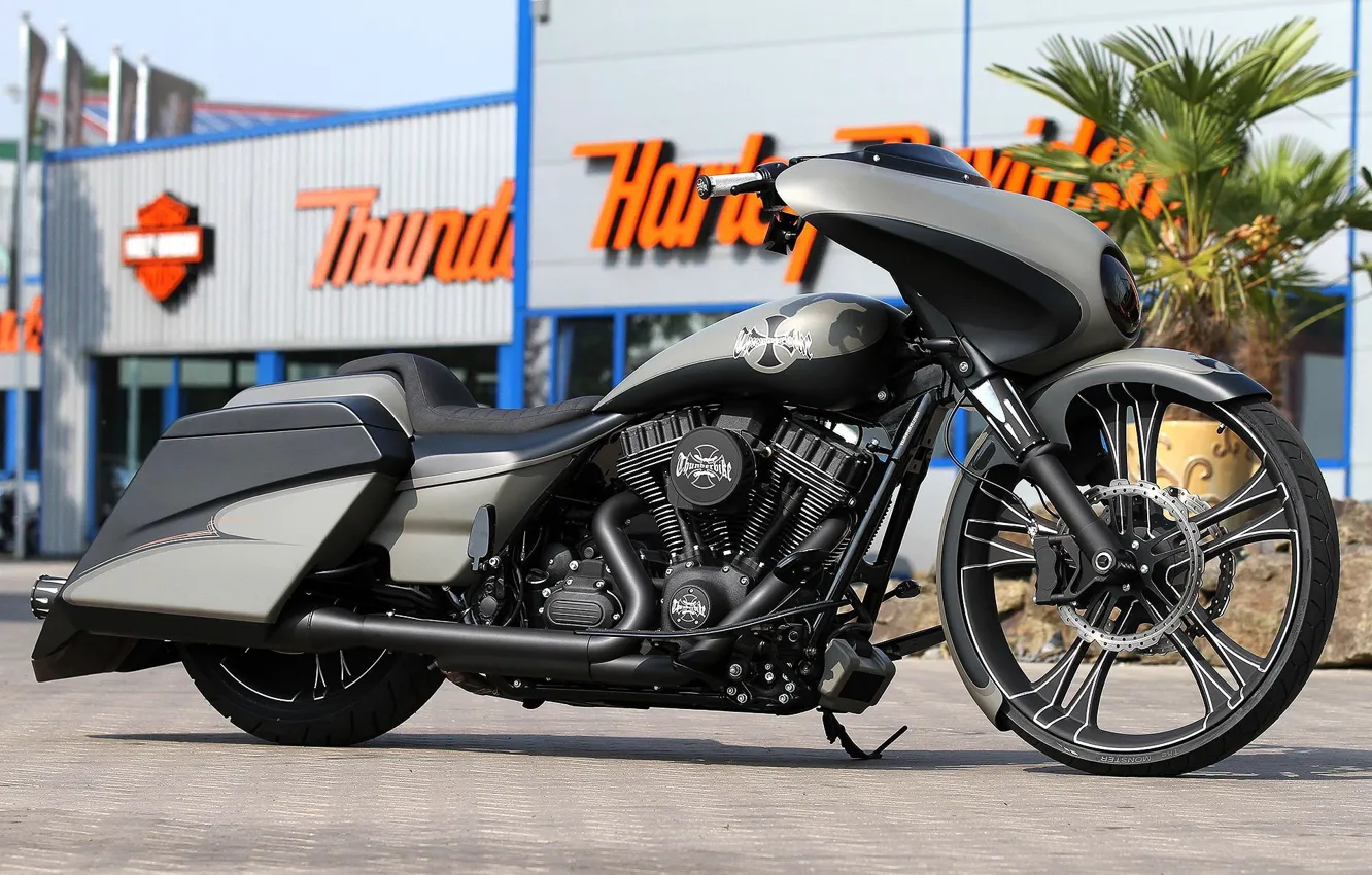 Фото обои Harley-Davidson, Touring, Motorcycle, Thunderbike, Bagger, Custom bike