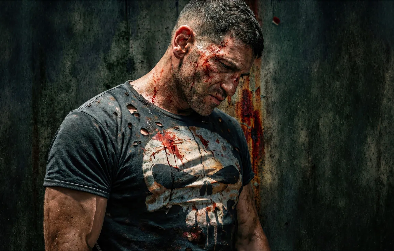 Фото обои фон, кровь, череп, футболка, боевик, Punisher, комикс, Jon Bernthal