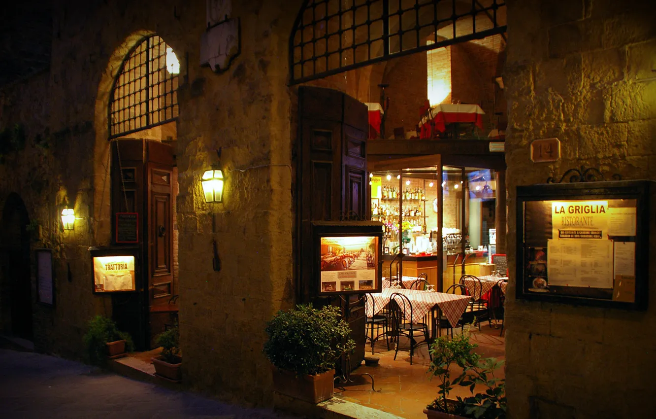 Фото обои город, улица, вечер, ресторан, lovely restaurant in Italy