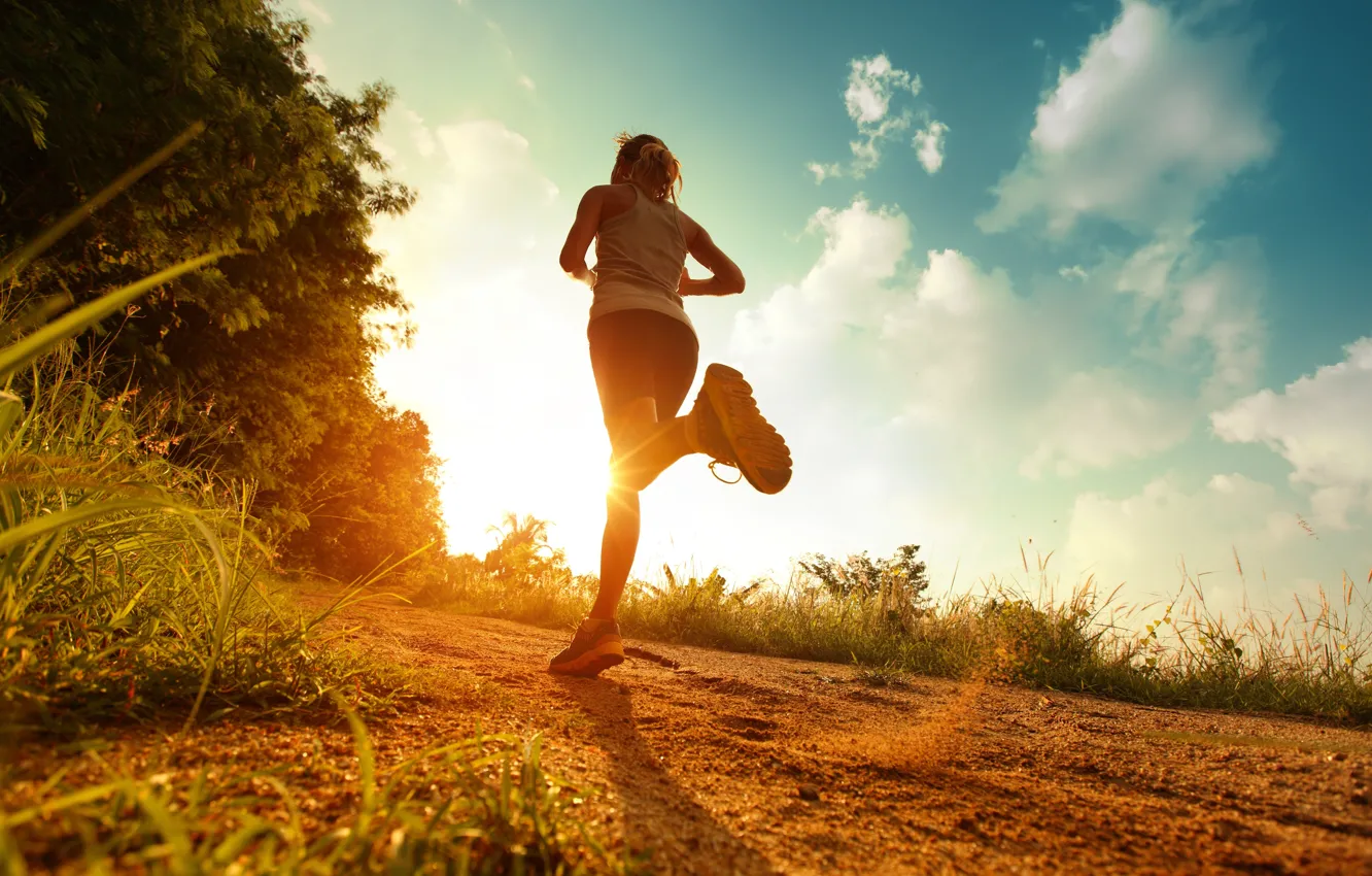 Фото обои девушка, природа, спорт, бег, life, sun, run