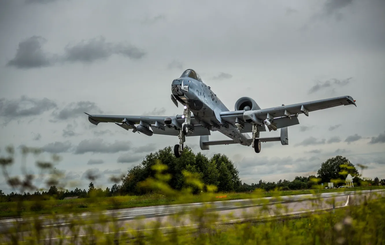 Фото обои штурмовик, взлет, A-10, Thunderbolt II