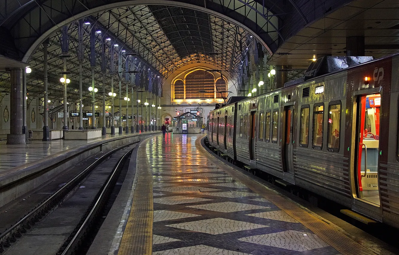 Фото обои вокзал, поезд, Португалия, Лиссабон, Росиу