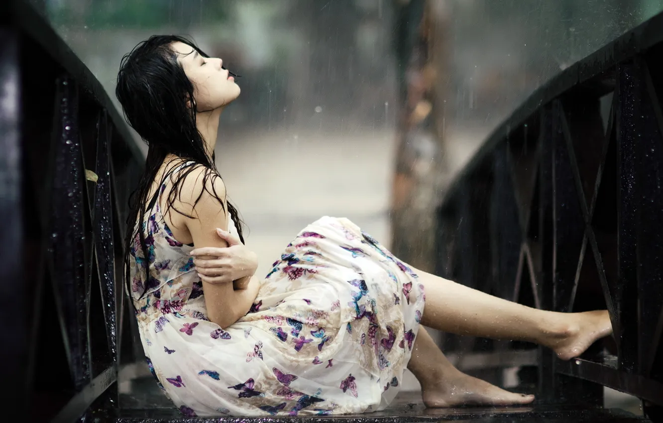 Фото обои девушка, дождь, настроение