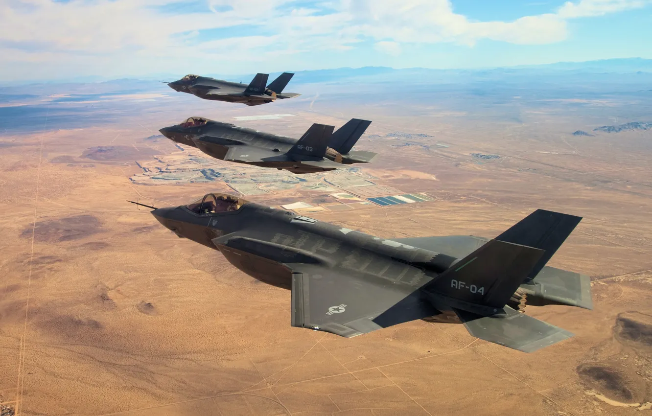 Фото обои земля, истребители, три, полёт, Lightning II, F-35, «Лайтнинг» II