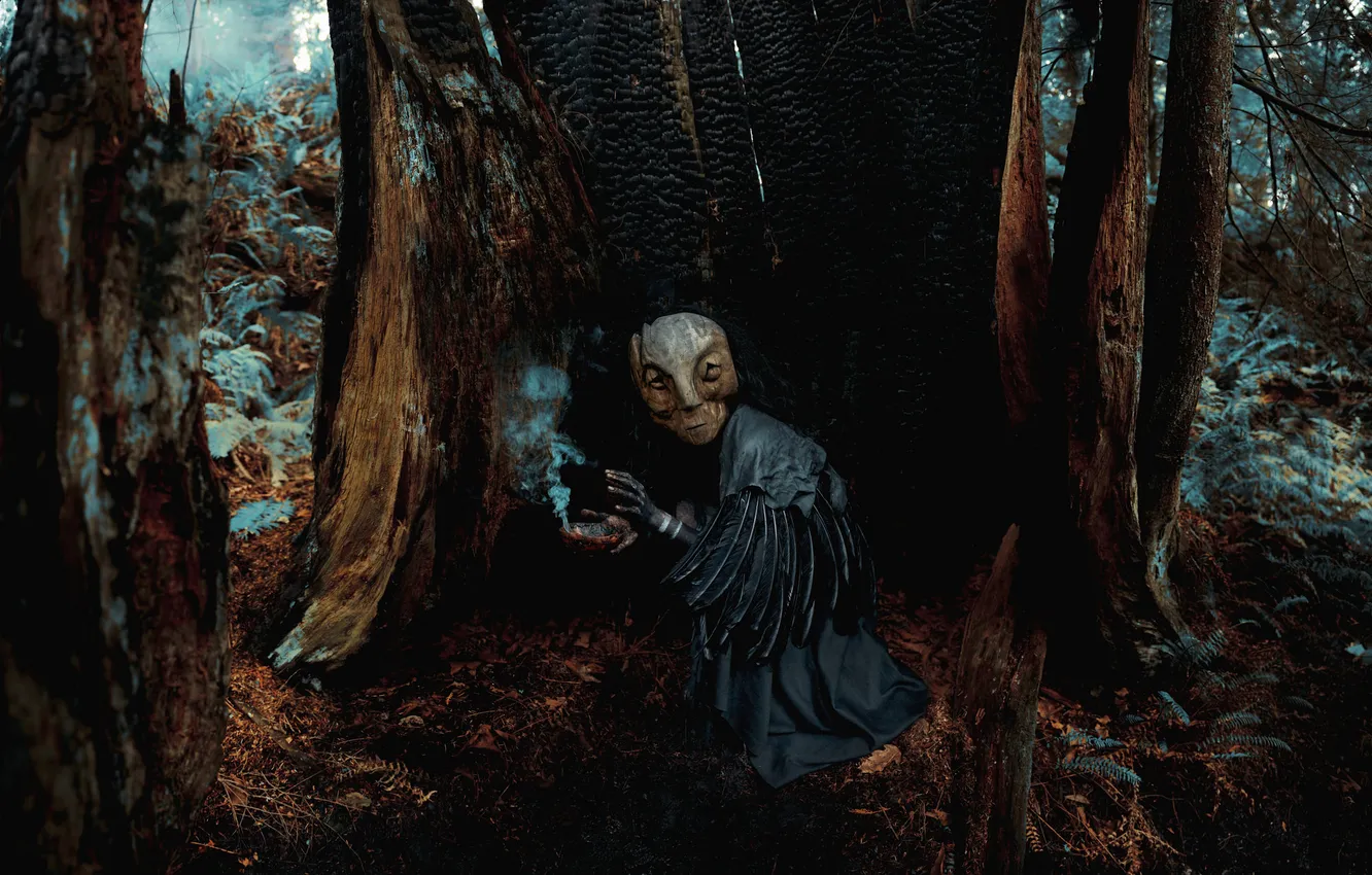 Фото обои лес, ритуал, маска