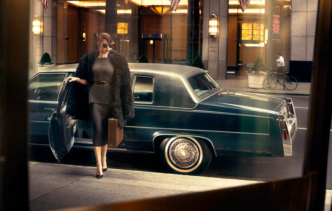 Фото обои машина, модель, актриса, Ольга Куриленко, автомобиль