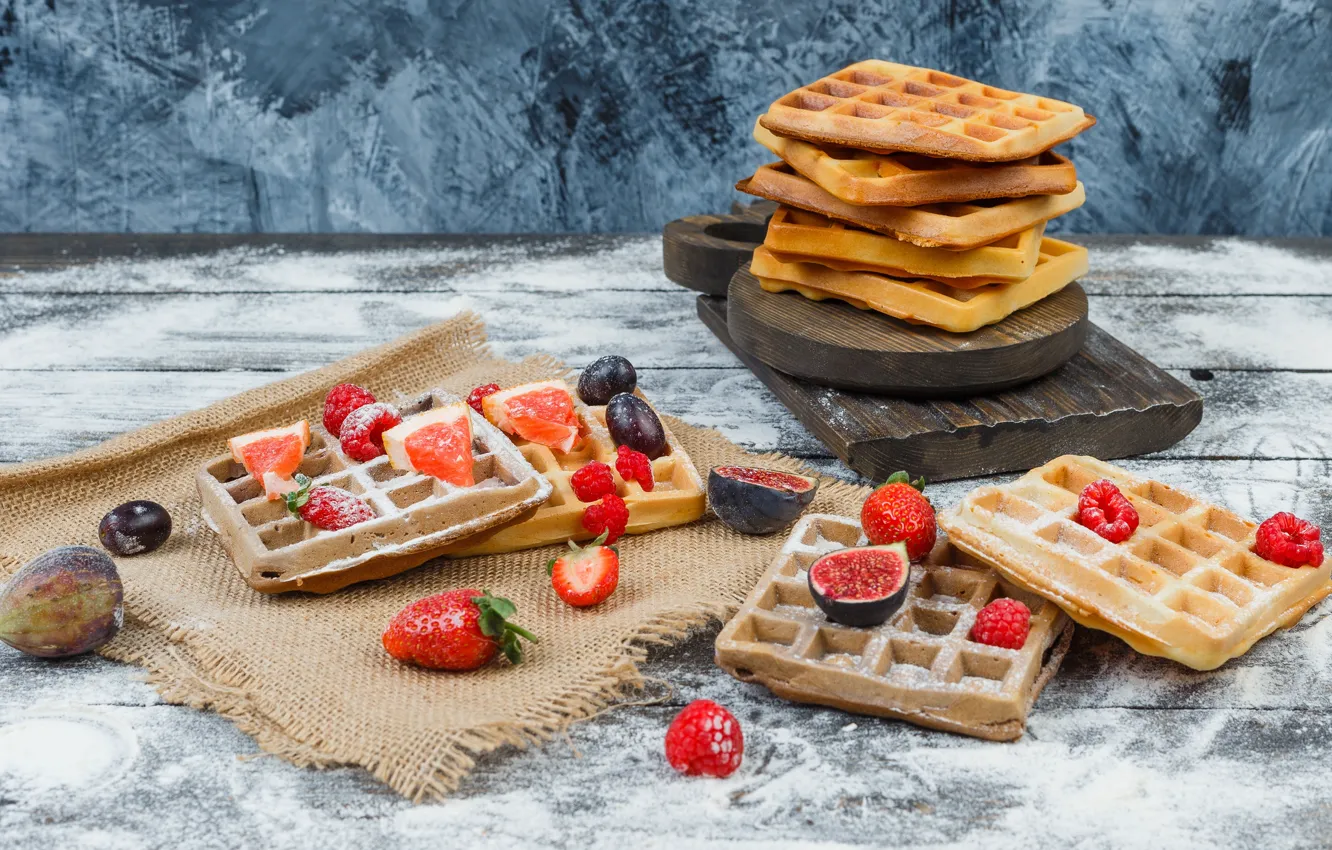 Фото обои ягоды, клубника, фрукты, вафли