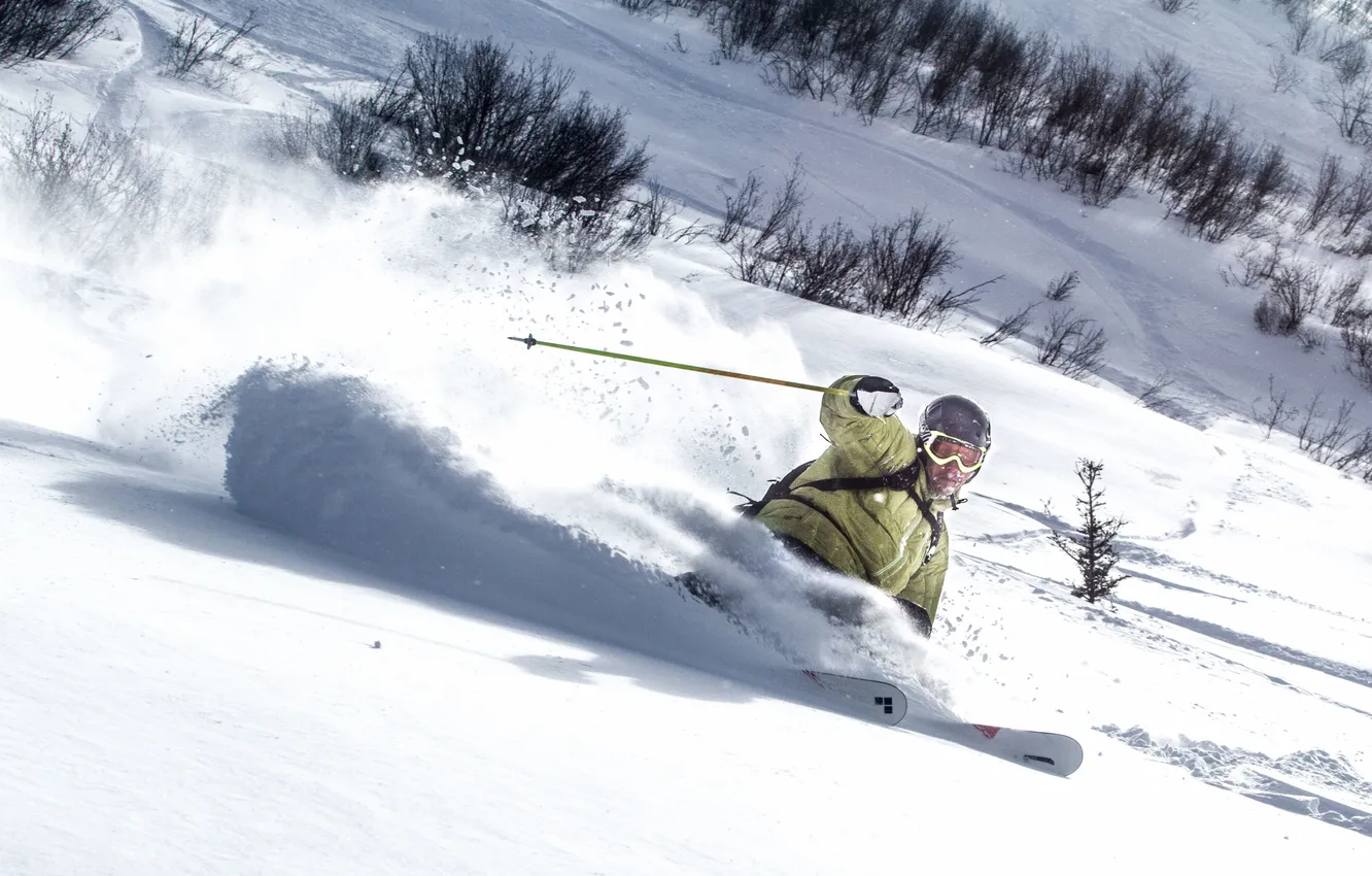 Фото обои зима, снег, горы, лыжи, тень, очки, лыжник, экстремальный спорт
