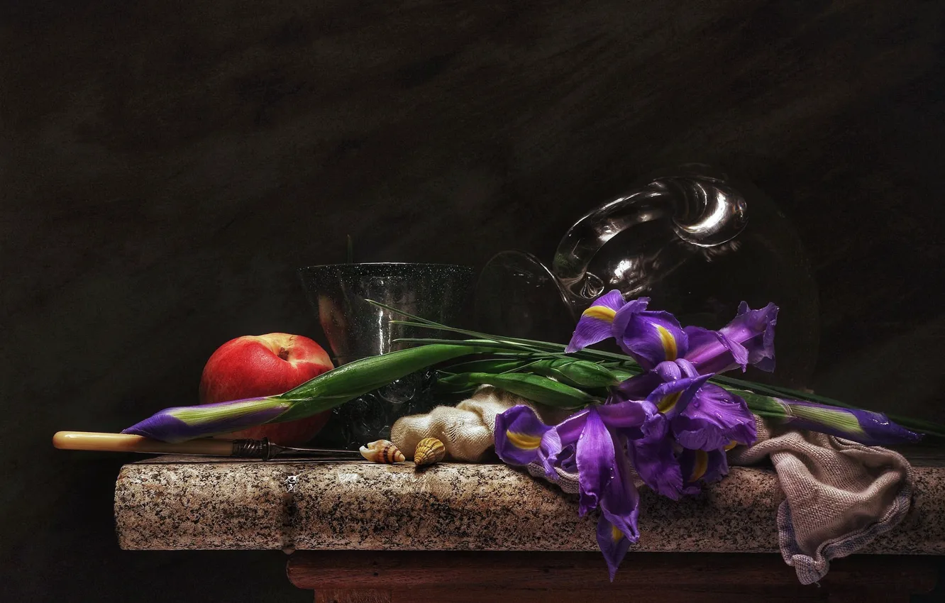Фото обои нож, ракушки, натюрморт, нектарин, ирис
