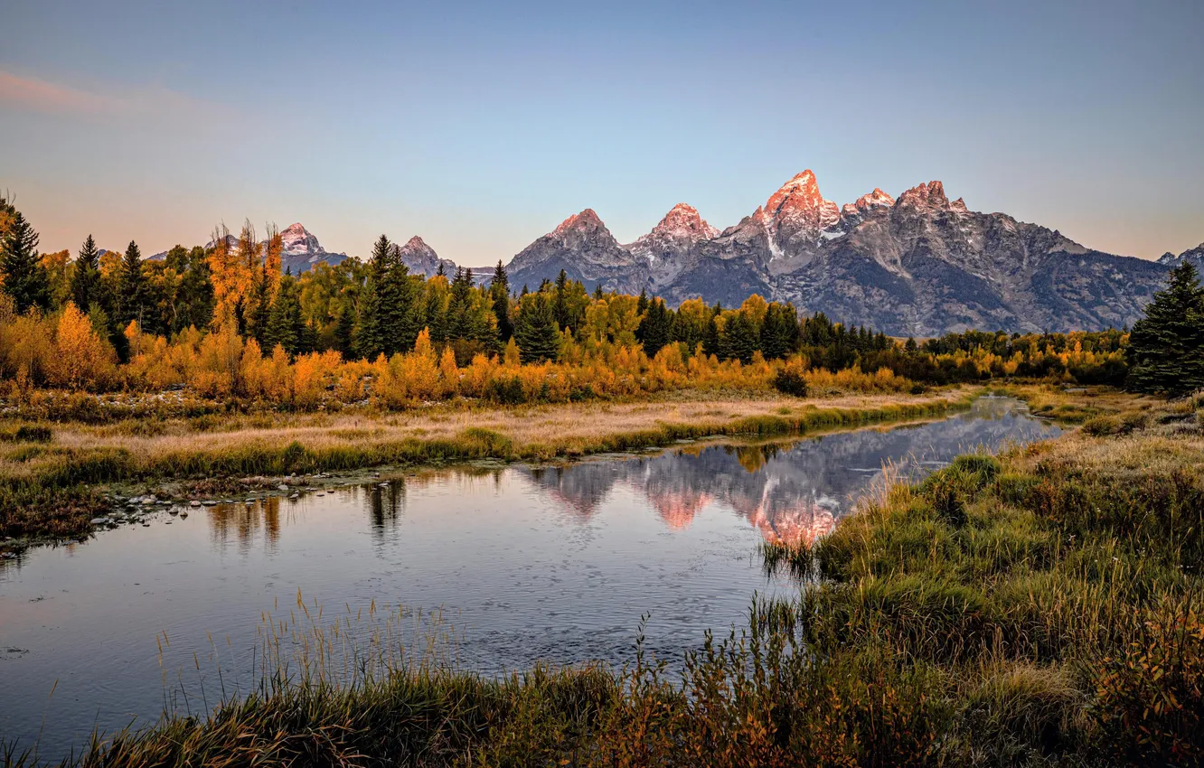 Фото обои USA, Wyoming, river, autumn, mountains, Grand Teton National Park, peaks