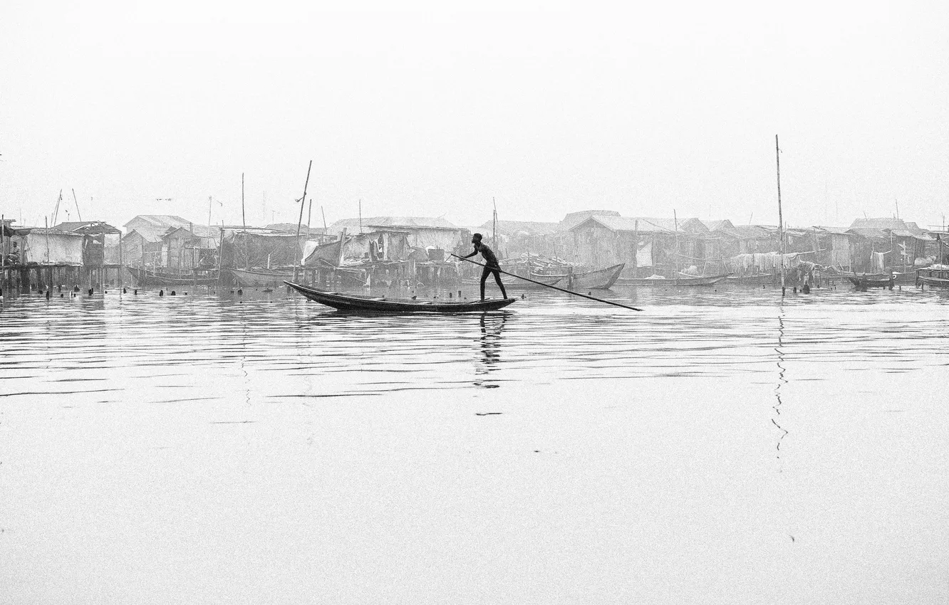 Фото обои river, boy, canoe, poverty, stilt houses