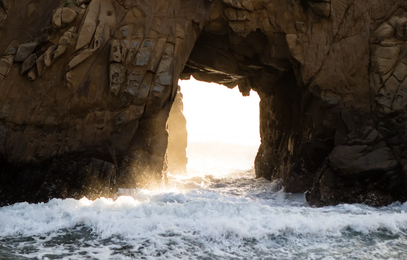Фото обои море, волны, природа, скалы, пещера