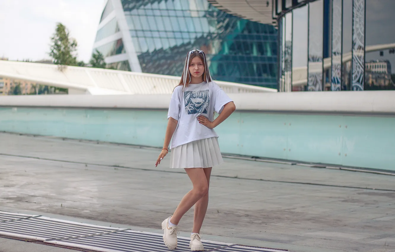 Фото обои girl, cute, skirt, T-shirt, sneakers