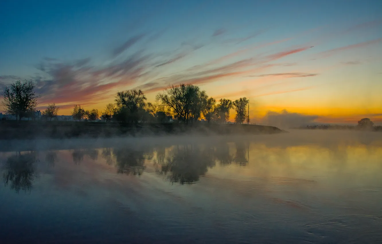 Фото обои небо, облака, пейзаж, природа, река, рассвет, туман над водой